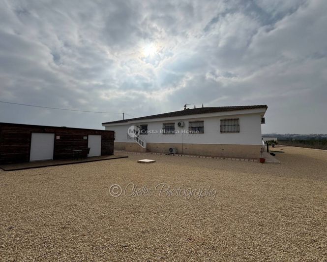 Image No.29-6 Bed Villa for sale