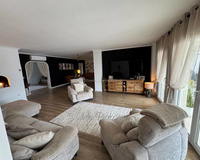 Image No.5-6 Bed Villa for sale