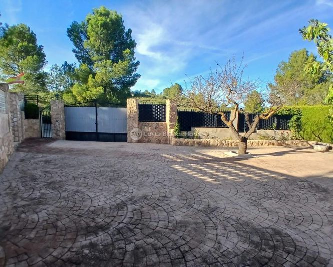 Image No.2-Villa de 3 chambres à vendre à Yecla