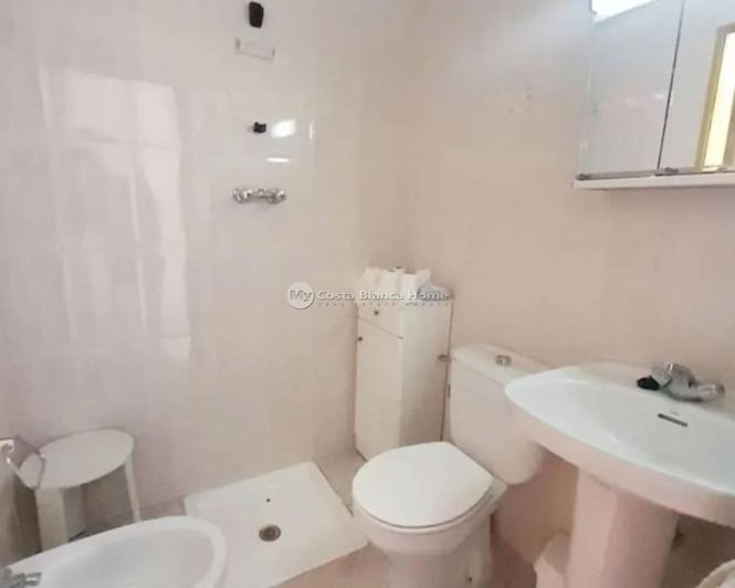 Image No.9-6 Bed Villa for sale