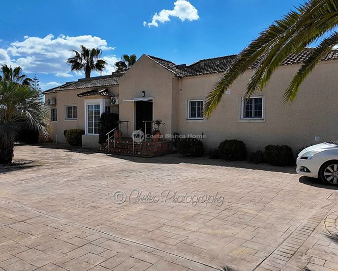 Image No.2-Villa de 4 chambres à vendre à Catral