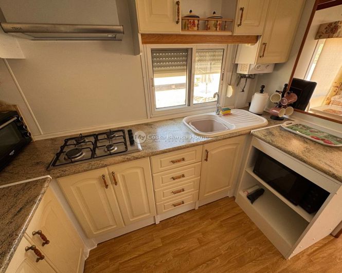 Image No.9-2 Bed Park Home for sale