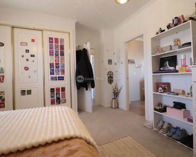 Image No.22-3 Bed Country House for sale