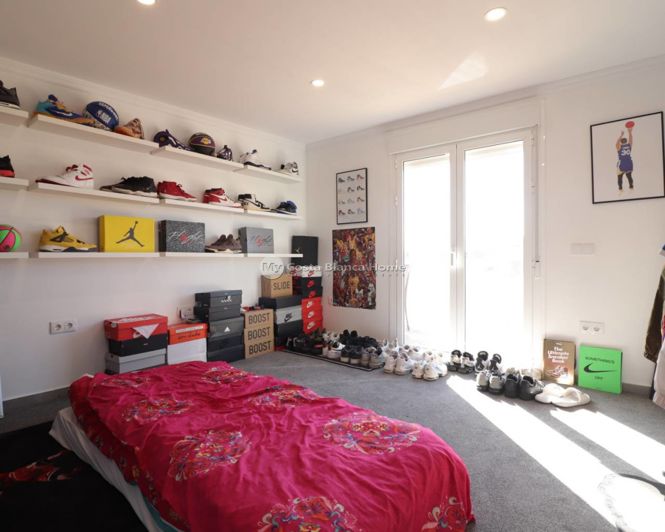 Image No.29-3 Bed Country House for sale