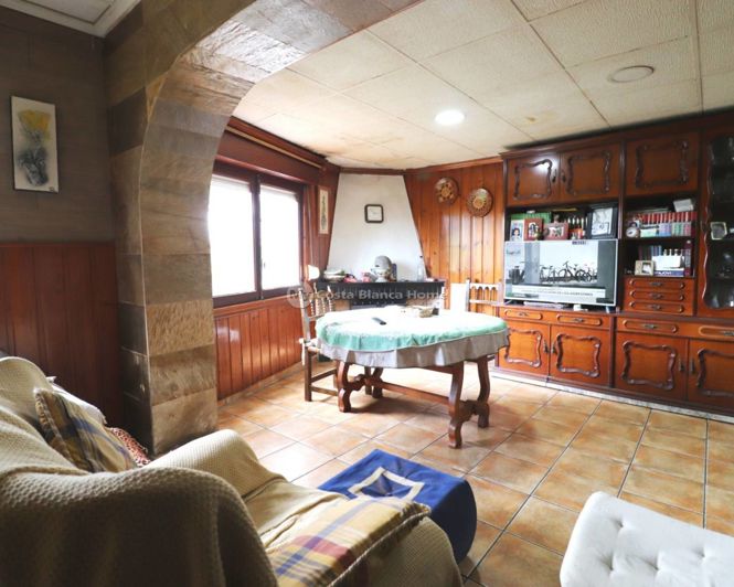 Image No.8-5 Bed Villa for sale