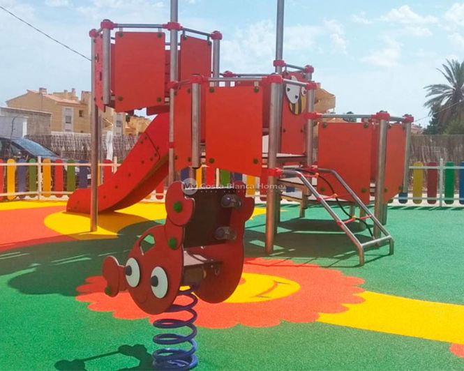 Image No.10-3 Bed Property for sale