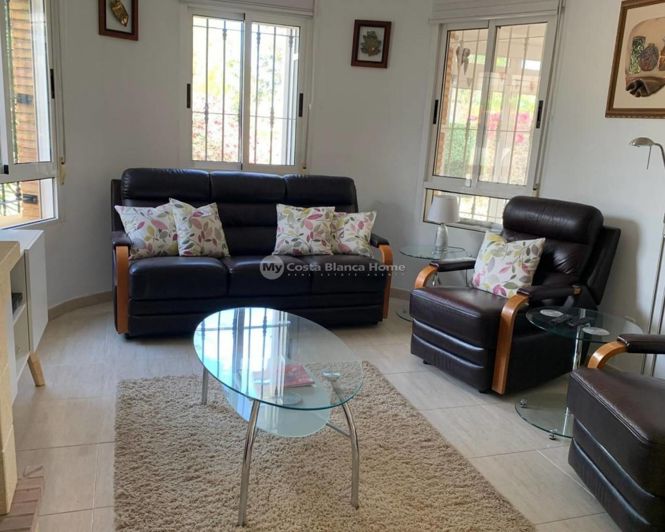 Image No.11-3 Bed Property for sale