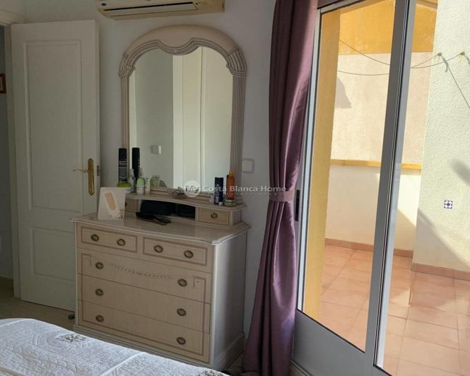 Image No.18-3 Bed Property for sale