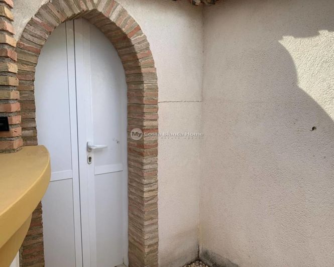 Image No.42-3 Bed Property for sale