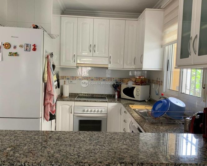 Image No.6-3 Bed Property for sale