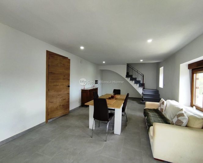 Image No.18-4 Bed Finca for sale