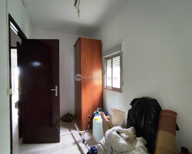 Image No.12-3 Bed Country House for sale