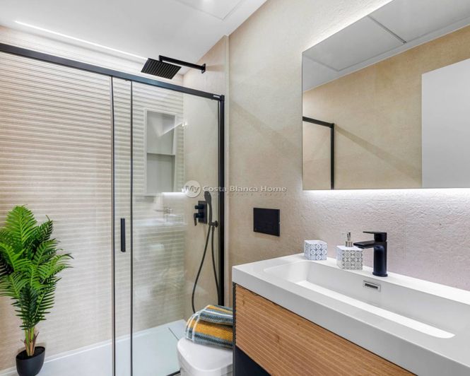 Image No.12-3 Bed Apartment for sale