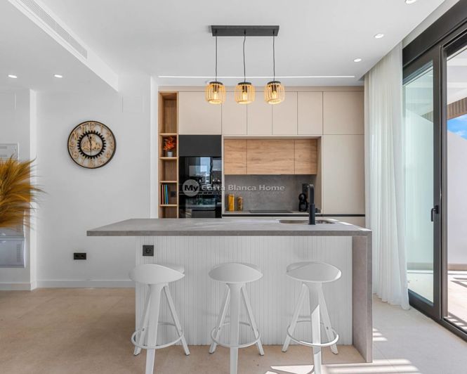 Image No.7-3 Bed Apartment for sale