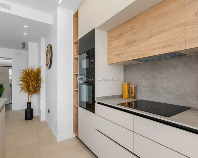 Image No.8-3 Bed Apartment for sale