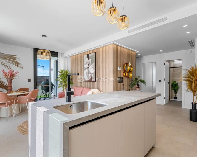 Image No.9-3 Bed Apartment for sale