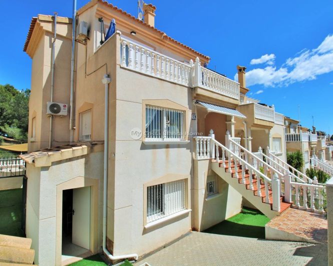 Image No.1-5 Bed Villa for sale