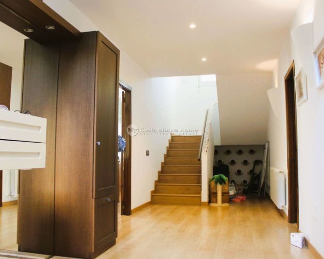 Image No.15-5 Bed Villa for sale