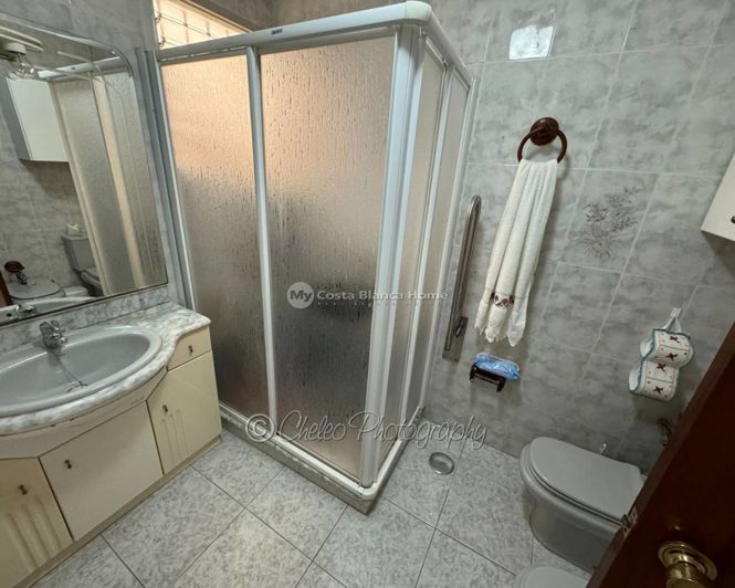 Image No.11-3 Bed Townhouse for sale