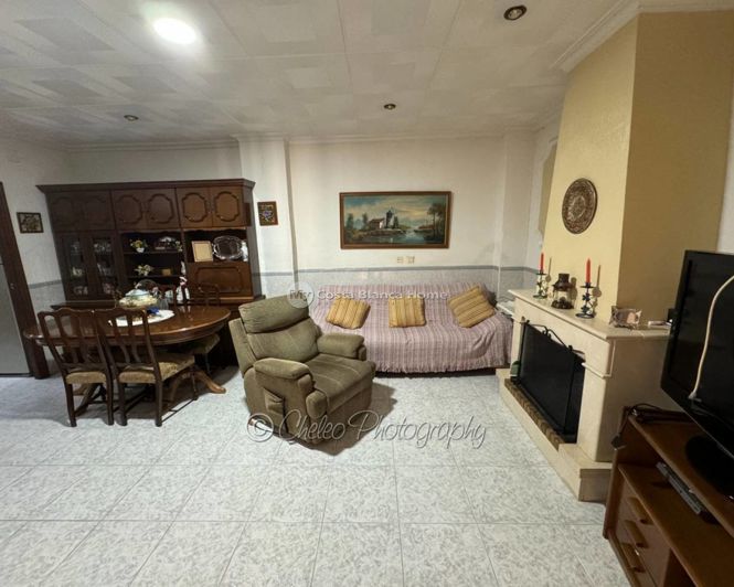 Image No.6-3 Bed Townhouse for sale