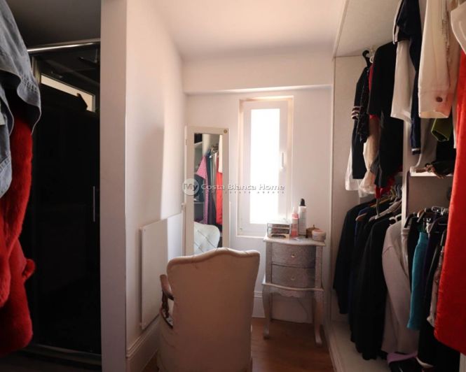 Image No.15-6 Bed Villa for sale