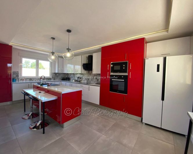 Image No.5-4 Bed Villa for sale