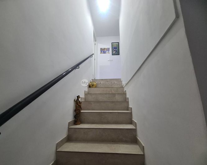 Image No.16-3 Bed Townhouse for sale