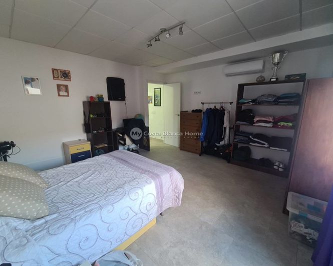 Image No.8-3 Bed Townhouse for sale