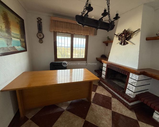 Image No.15-3 Bed Country House for sale