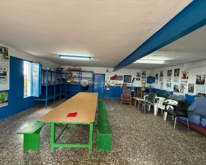 Image No.23-3 Bed Country House for sale