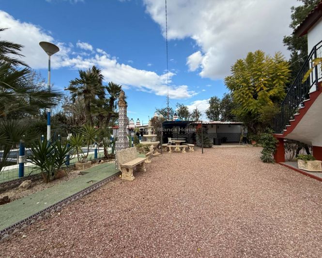 Image No.41-3 Bed Country House for sale