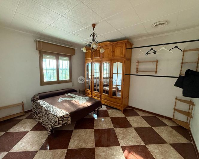 Image No.5-3 Bed Country House for sale