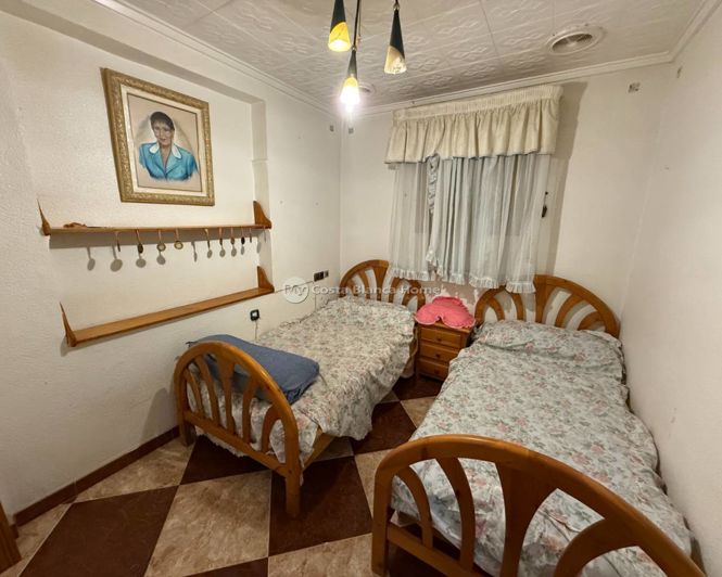 Image No.6-3 Bed Country House for sale