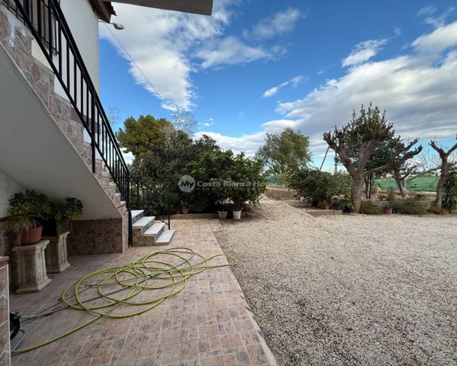 Image No.26-5 Bed Country House for sale