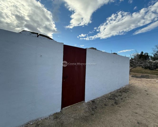 Image No.37-5 Bed Country House for sale