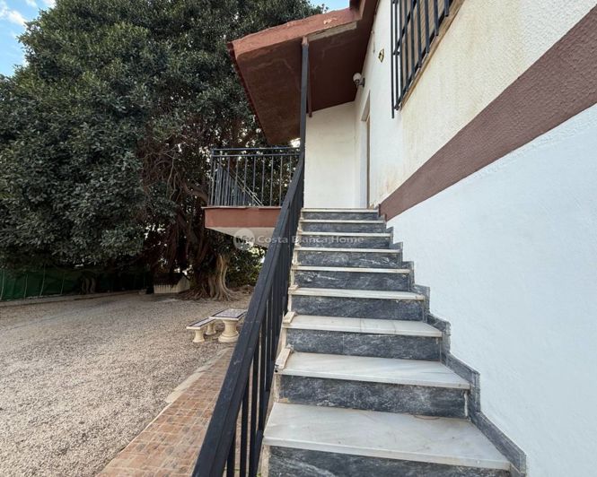 Image No.41-5 Bed Country House for sale