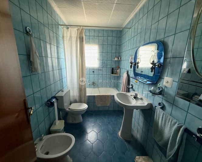 Image No.5-5 Bed Country House for sale