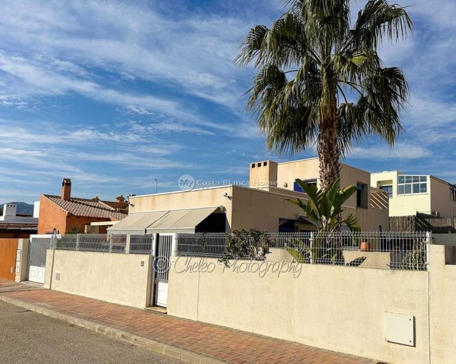 Image No.3-3 Bed Villa for sale