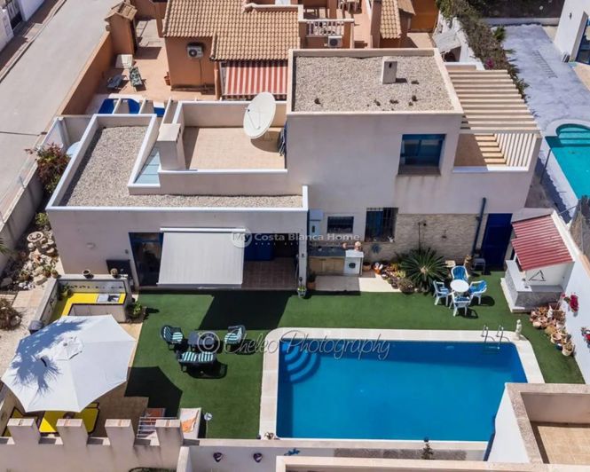 Image No.33-3 Bed Villa for sale