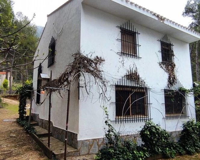 Image No.21-5 Bed Country House for sale