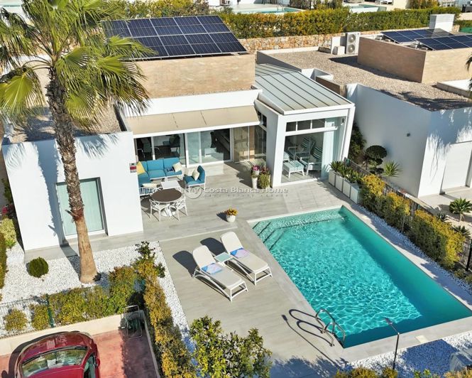 Image No.1-3 Bed Villa for sale