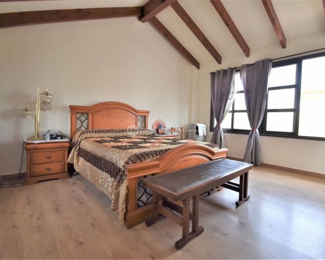 Image No.21-Villa de 4 chambres à vendre à Orihuela Costa