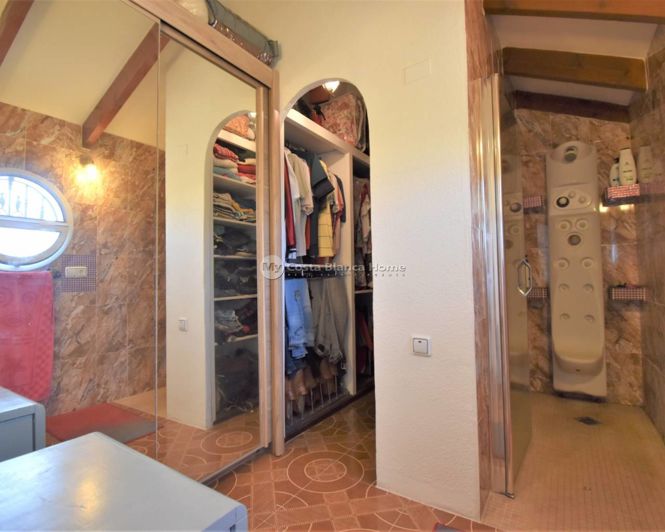 Image No.23-Villa de 4 chambres à vendre à Orihuela Costa