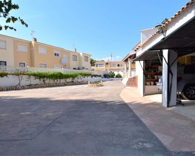 Image No.31-Villa de 4 chambres à vendre à Orihuela Costa