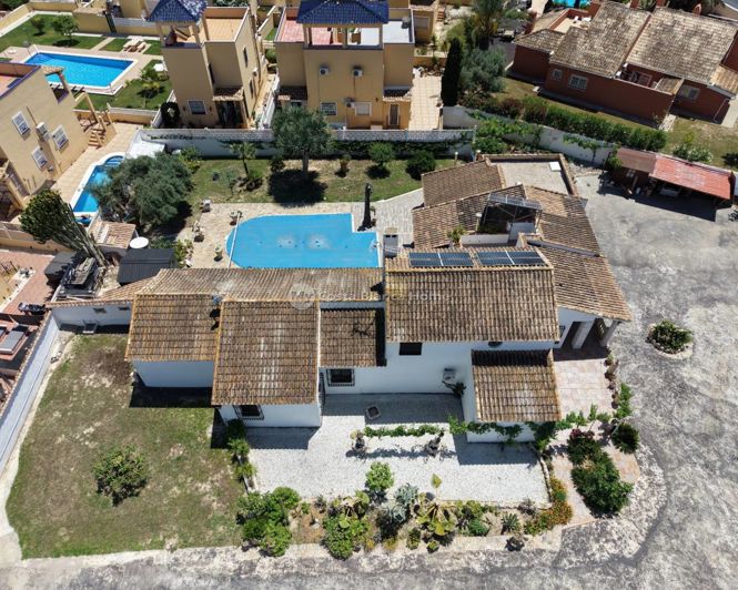 Image No.38-4 Bed Villa for sale