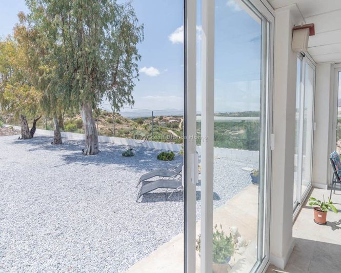 Image No.23-3 Bed Country House for sale