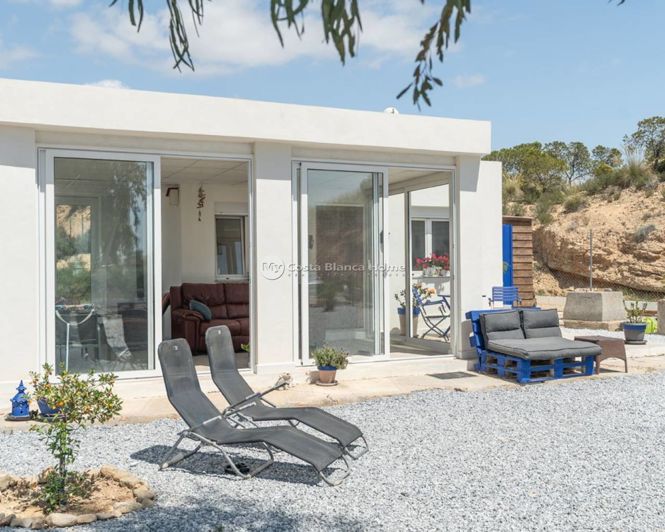 Image No.32-3 Bed Country House for sale