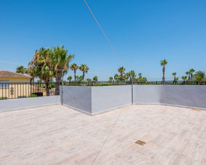 Image No.30-Maison de campagne de 4 chambres à vendre à Catral