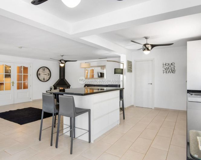 Image No.8-Maison de campagne de 4 chambres à vendre à Catral