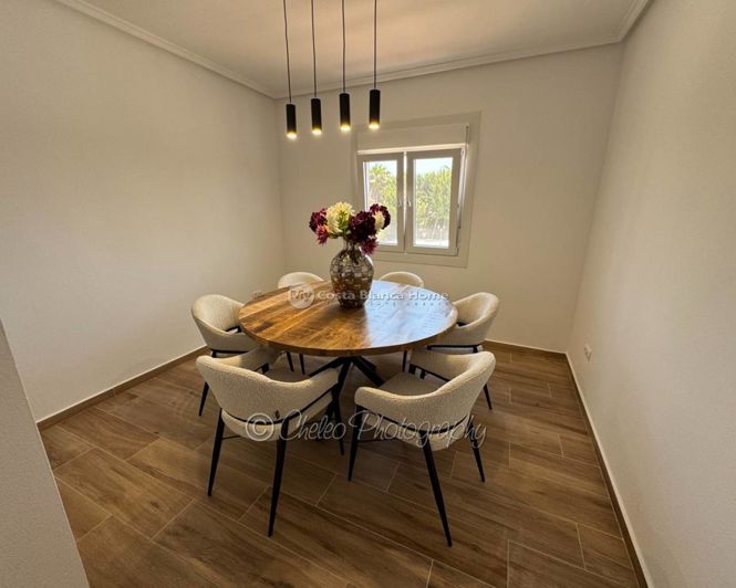 Image No.12-4 Bed Villa for sale